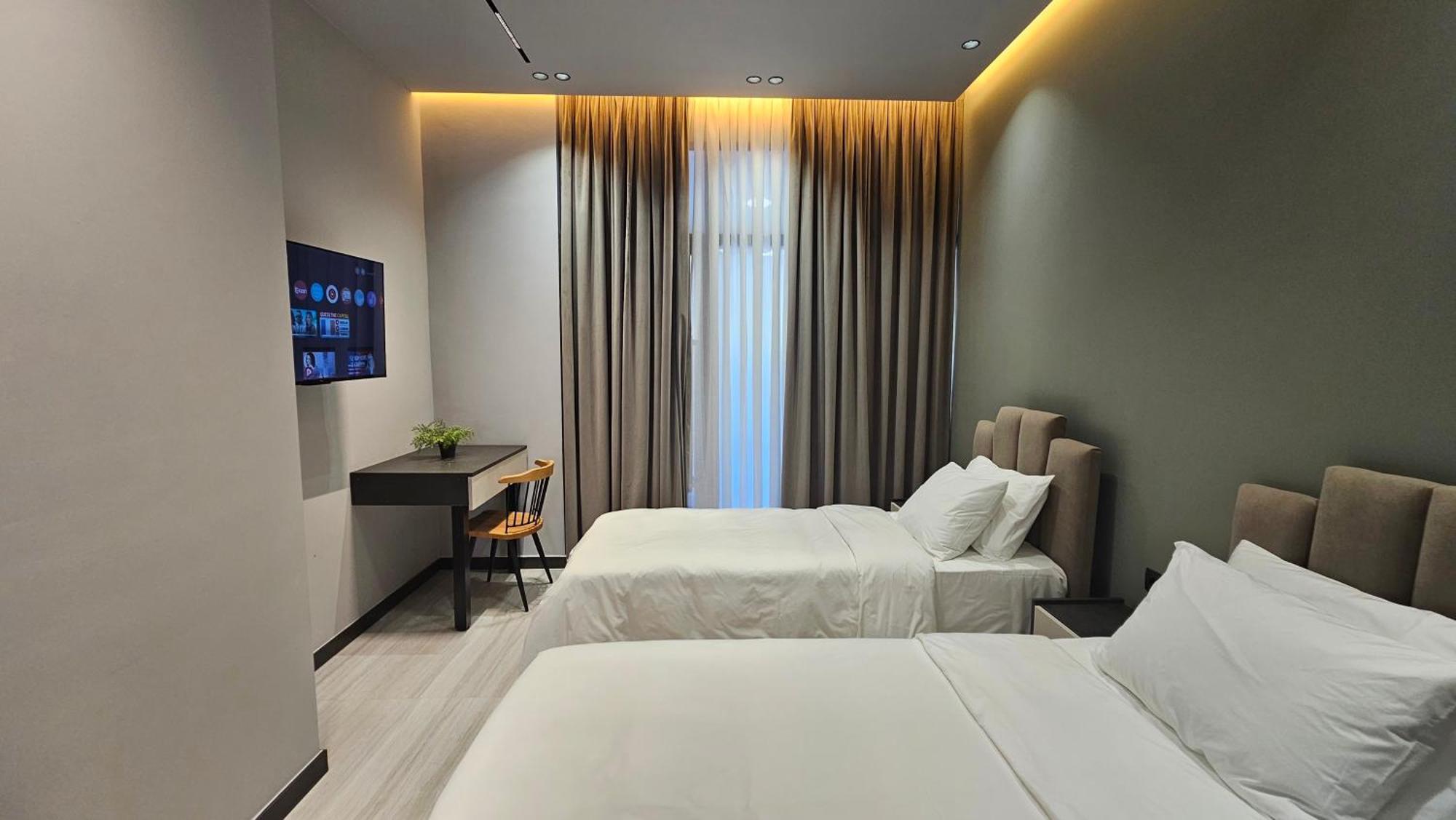 The Roots Boutique Hotel Шкодер Екстер'єр фото