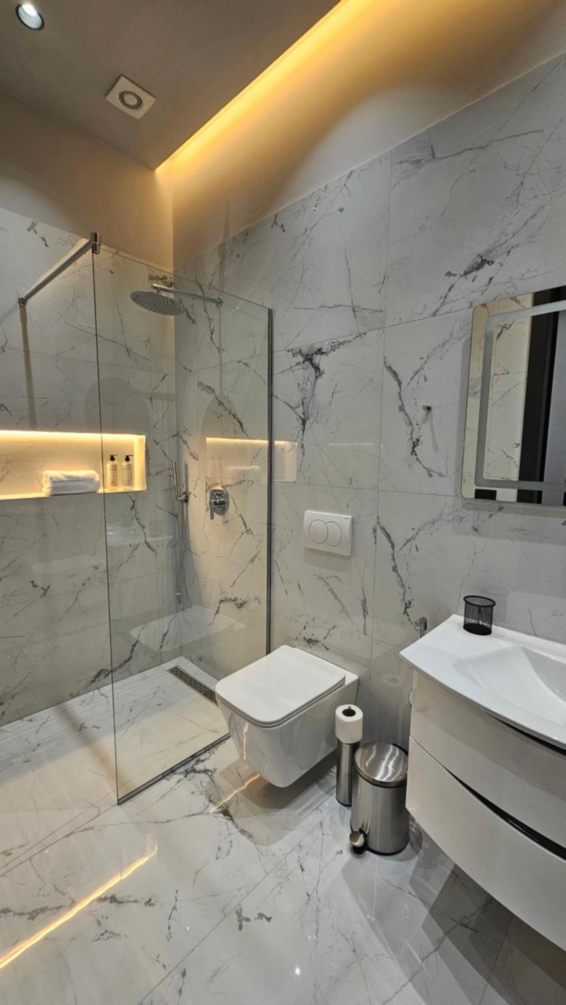 The Roots Boutique Hotel Шкодер Екстер'єр фото